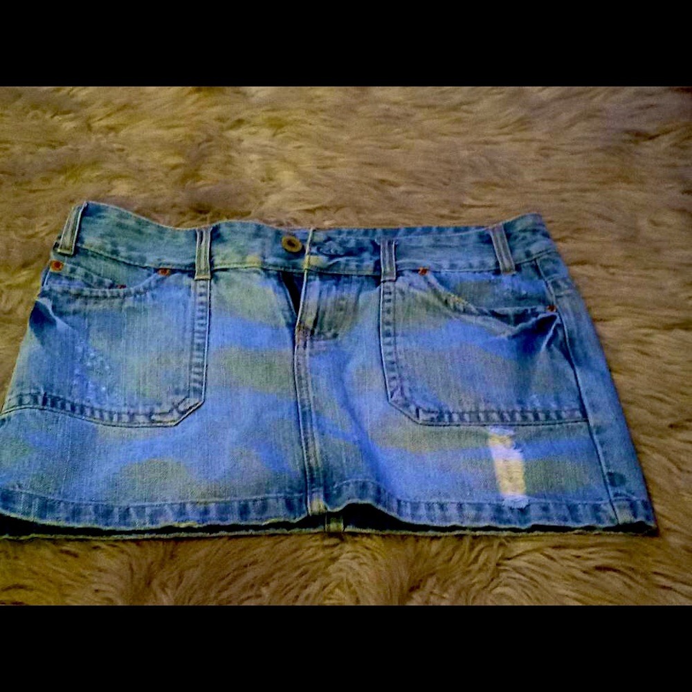 American Eagle junior denim skirt, EUC, size 6 🔥